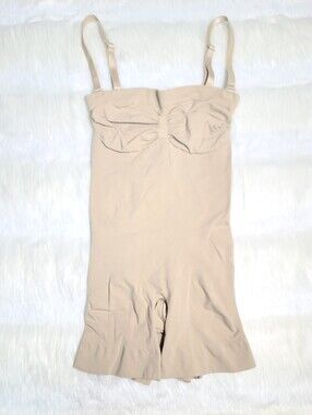 SKIMS Seamless Sculpt Strapless Mid Thigh Bodysuit Clay Small With Straps NEW